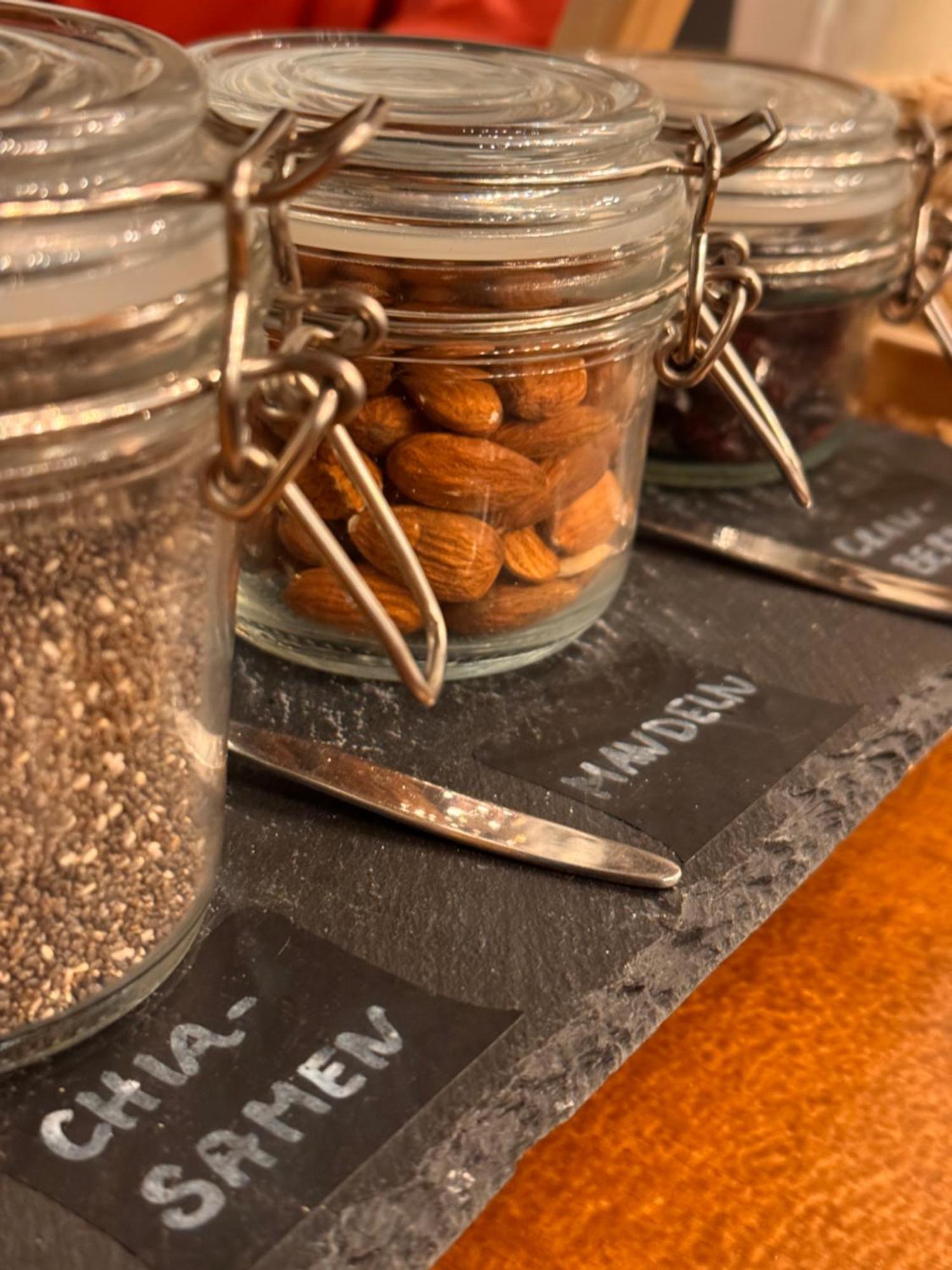 Amical Hotel Hagen - Am Hauptbahnhof エクステリア 写真